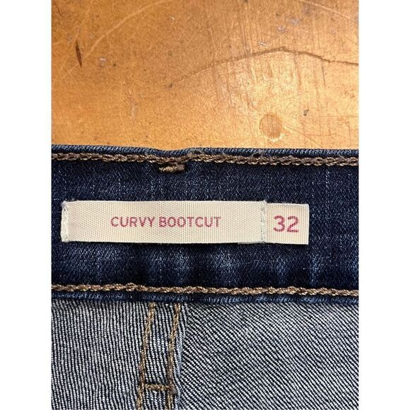 Levi's Women's Boot Cut Jeans - Dark Blue - Picture 7 of 9